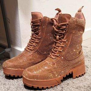CAPE ROBBIN: Diamond Studded Rosegold Combat Boots